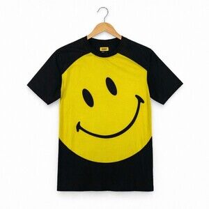 Chinatown Market Smiley Shirt Mens Black Large  Graphic Tee Streetwear New CR25
